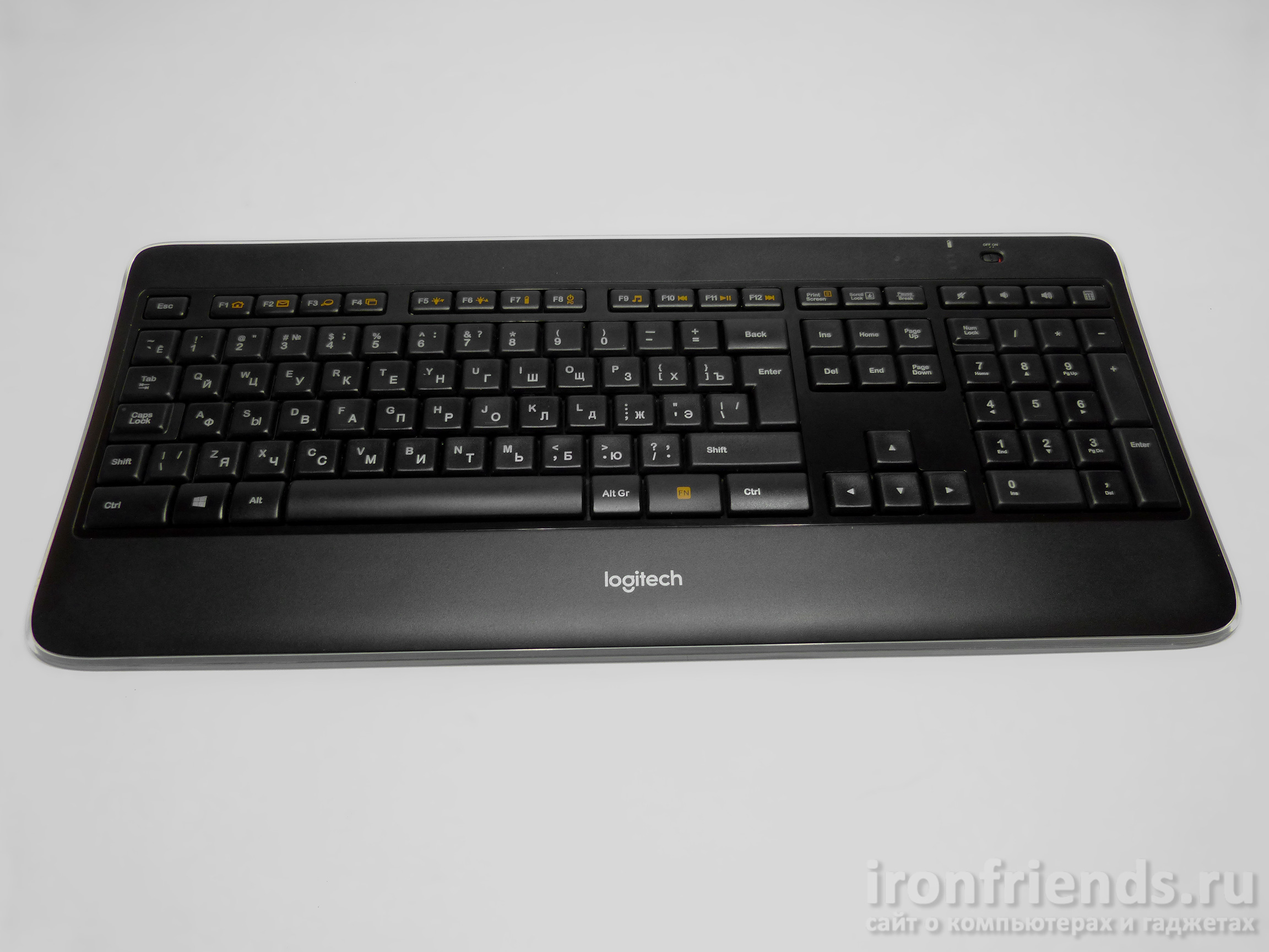Клавиатура Logitech K800 illuminated