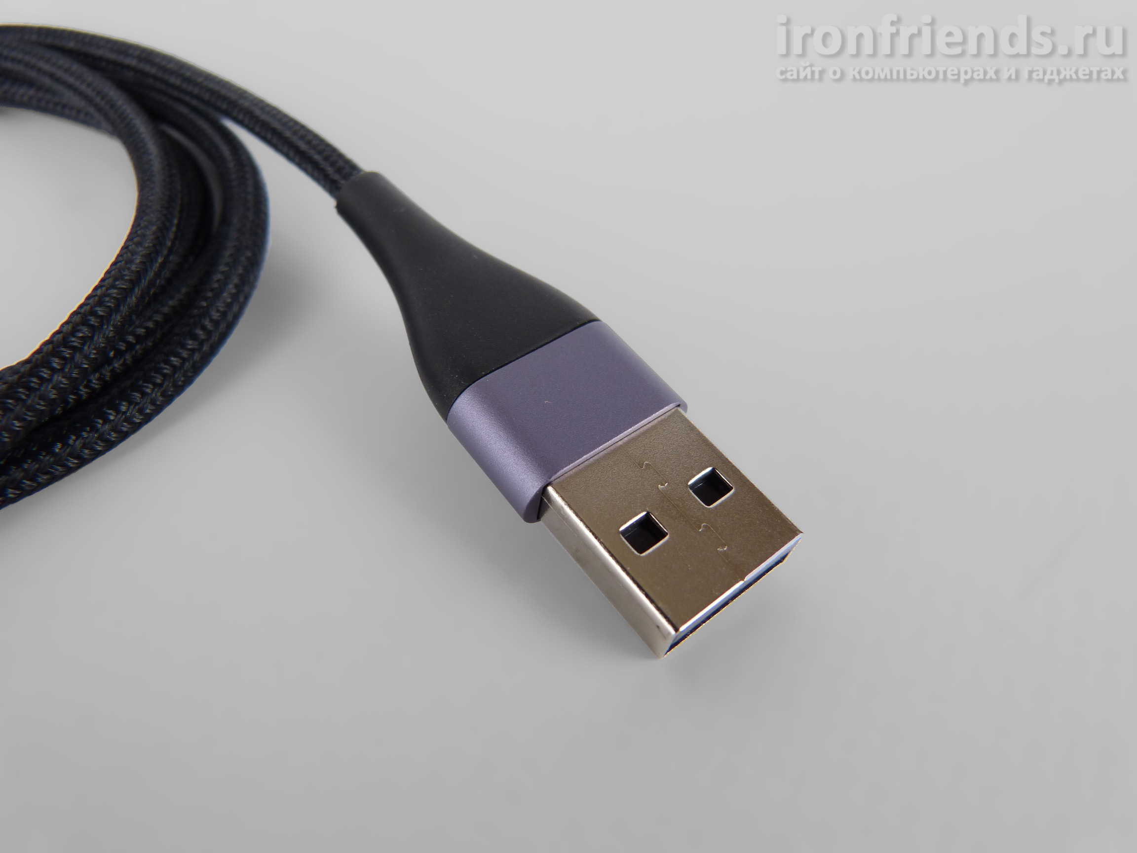 Разъем USB кабеля Ugreen с прямоугольным коннектором